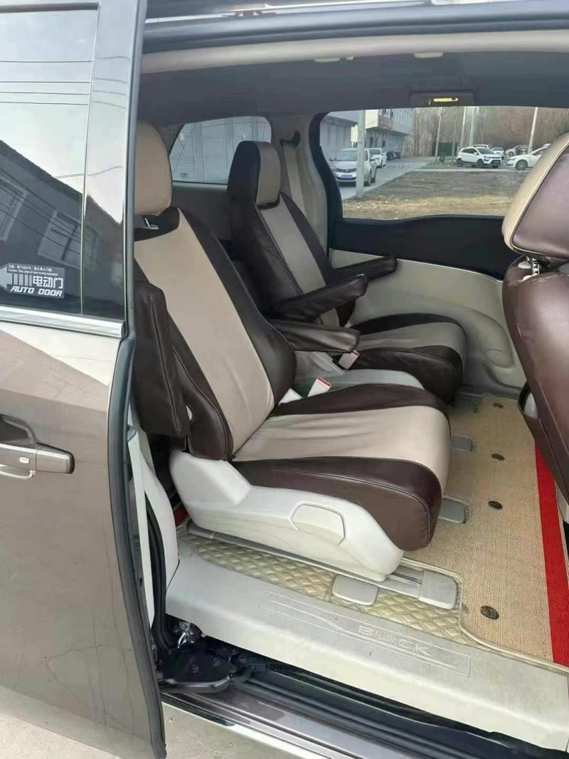 保定23年别克GL87