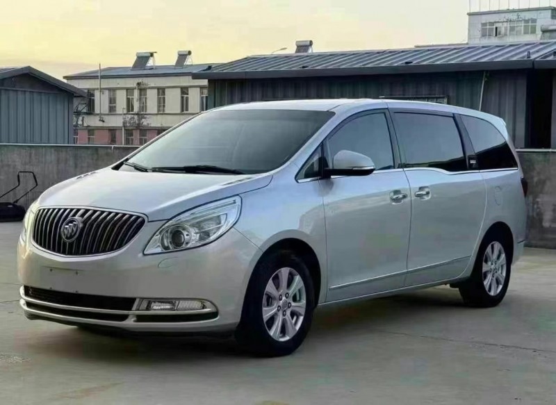 济宁15年别克GL82