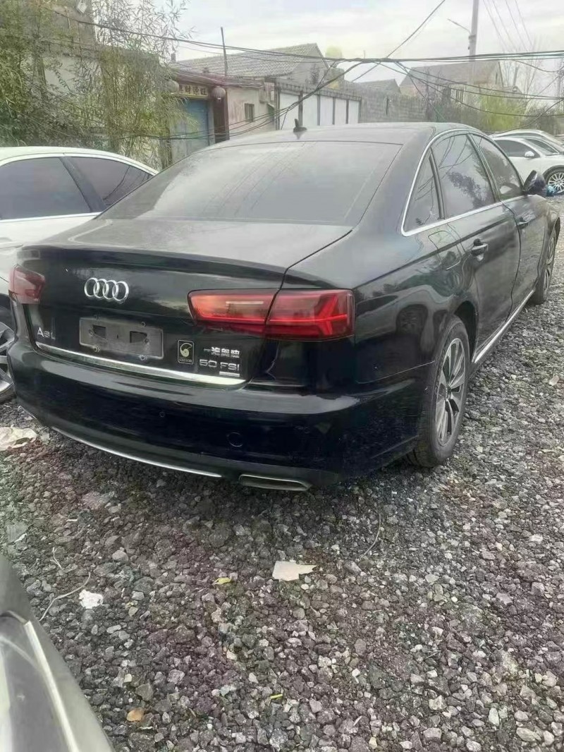 济宁16年奥迪A6L3