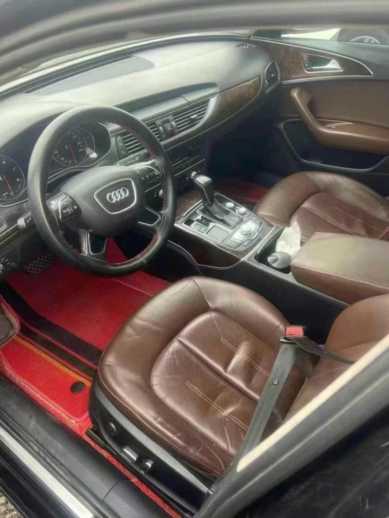 济宁16年奥迪A6L5