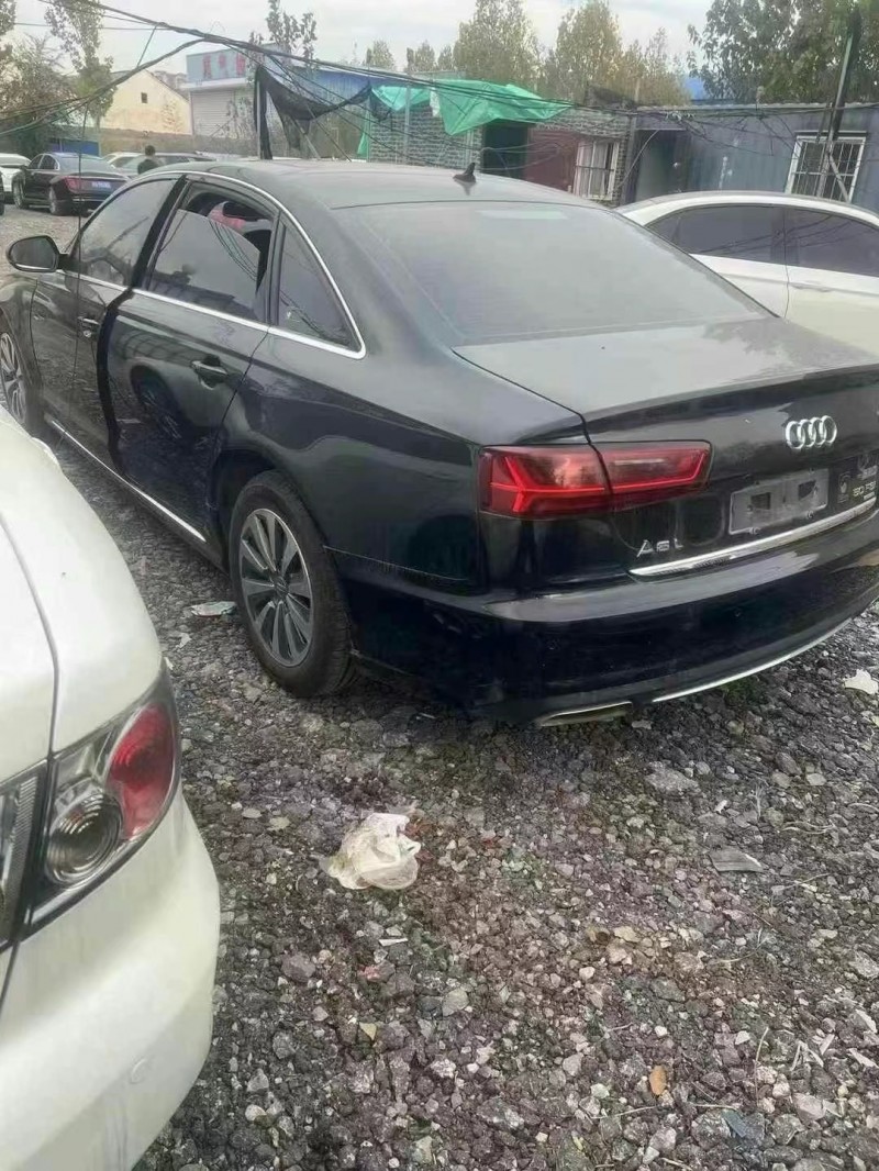 济宁16年奥迪A6L6