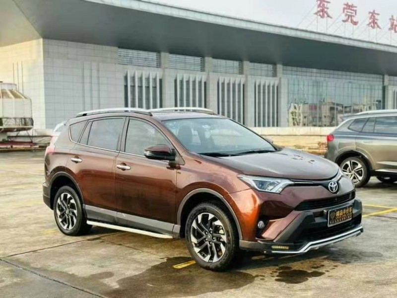 东莞17年丰田RAV4荣放2