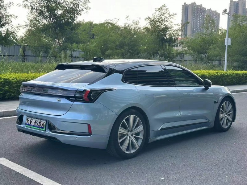 東莞22年極氪汽車0018