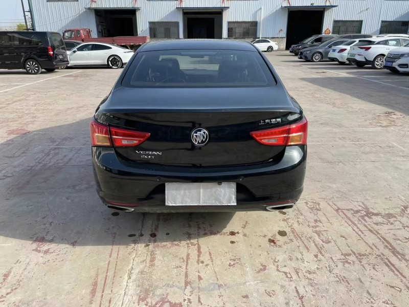 徐州17年别克威朗9