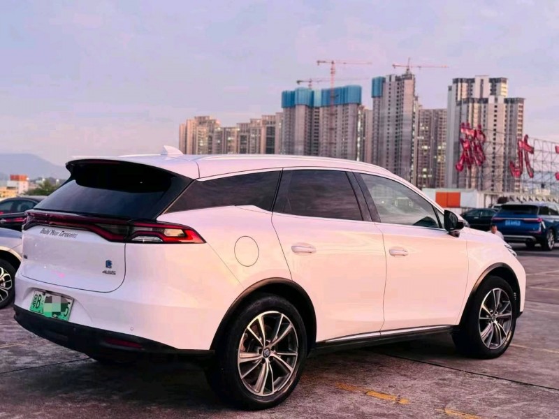 东莞19年比亚迪唐7