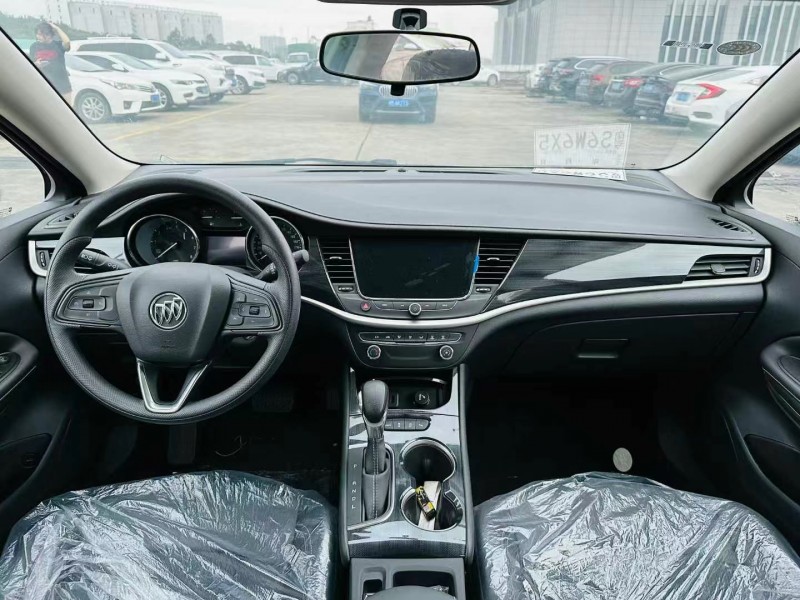 东莞20年别克威朗4