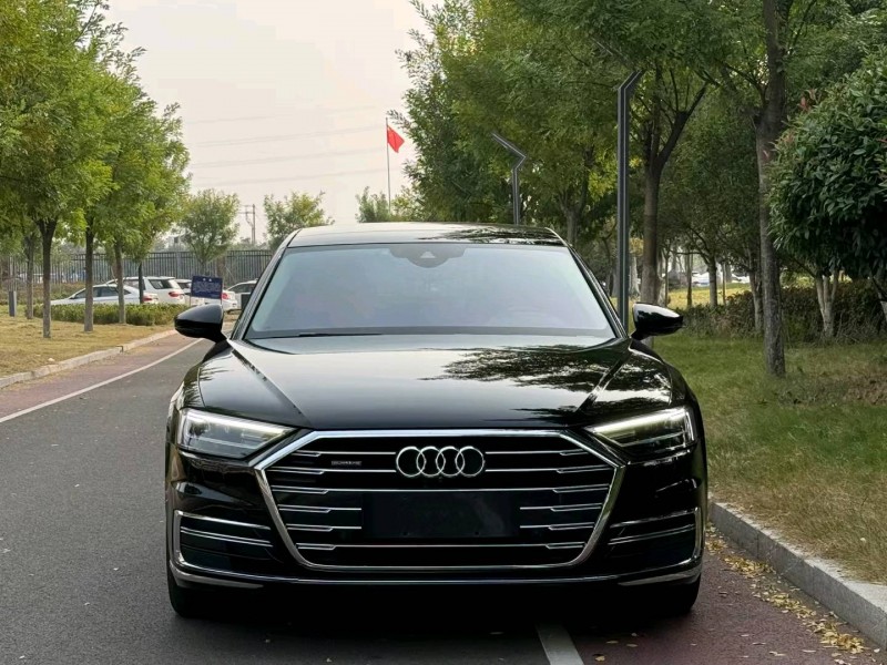 青岛21年奥迪A8L2