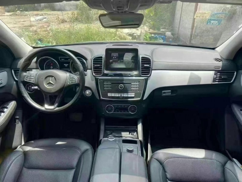 广州16年奔驰GLE5