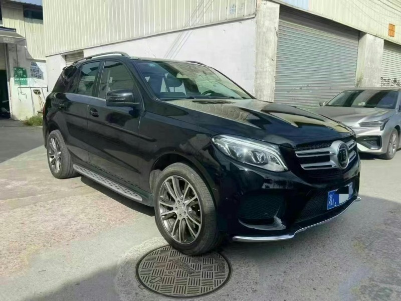 广州17年奔驰GLE3