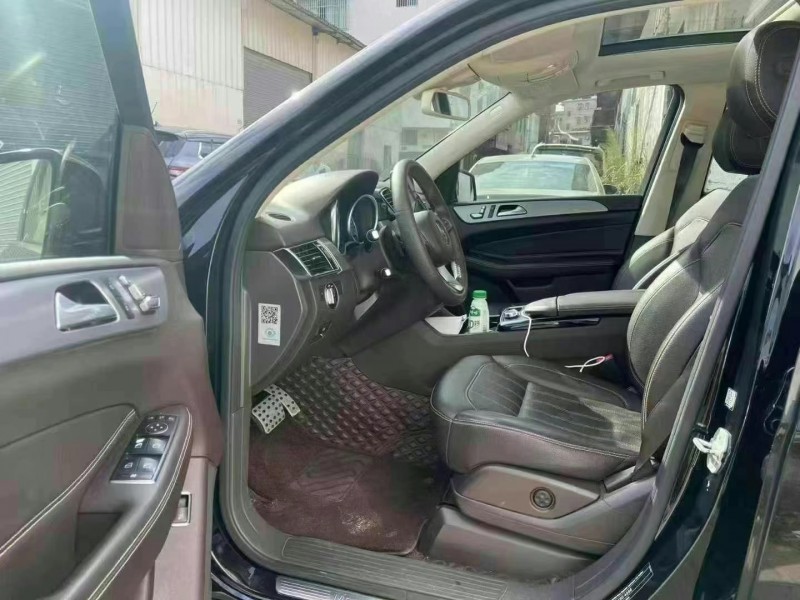 广州17年奔驰GLE4