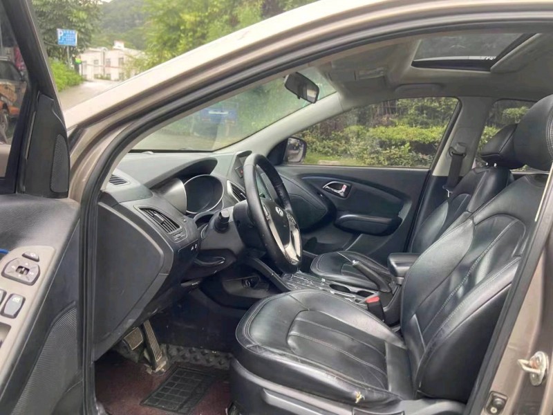 广州11年现代ix359