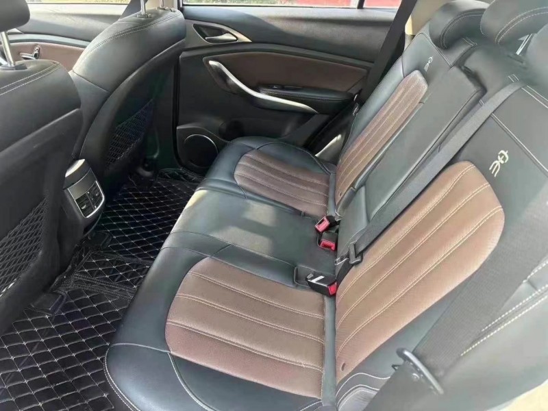 枣庄17年比亚迪宋5