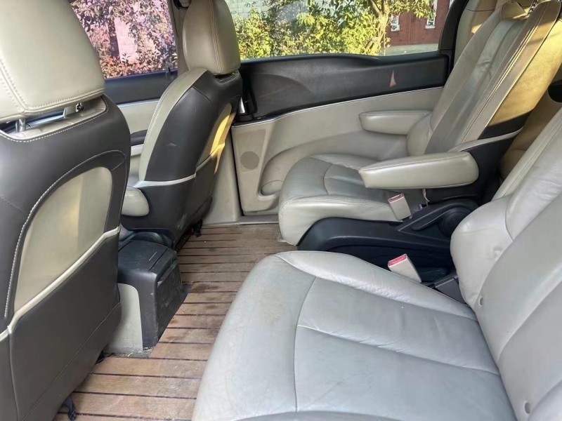 枣庄13年别克GL85