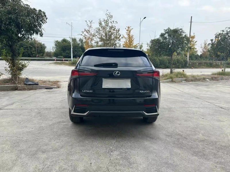 徐州20年雷克萨斯NX9
