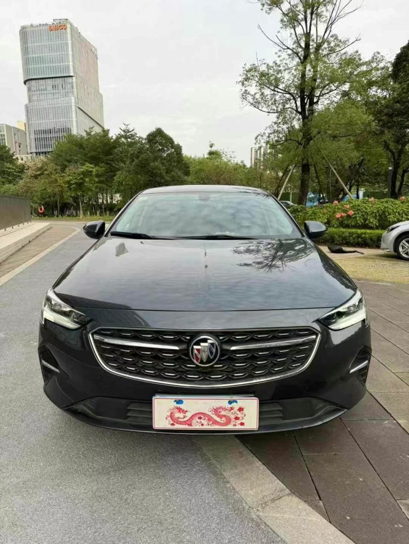 佛山21年别克君威1