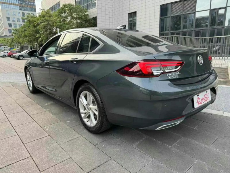 佛山21年别克君威6