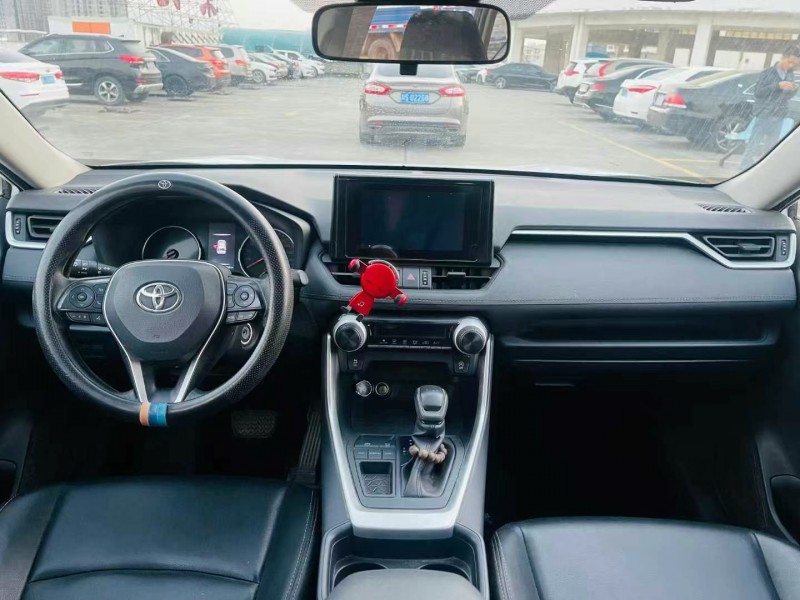 东莞21年丰田RAV4荣放4