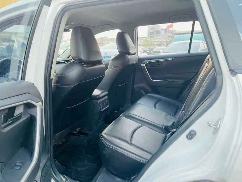 东莞21年丰田RAV4荣放6