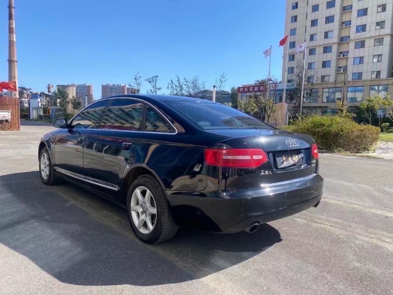 青岛12年奥迪A6L8