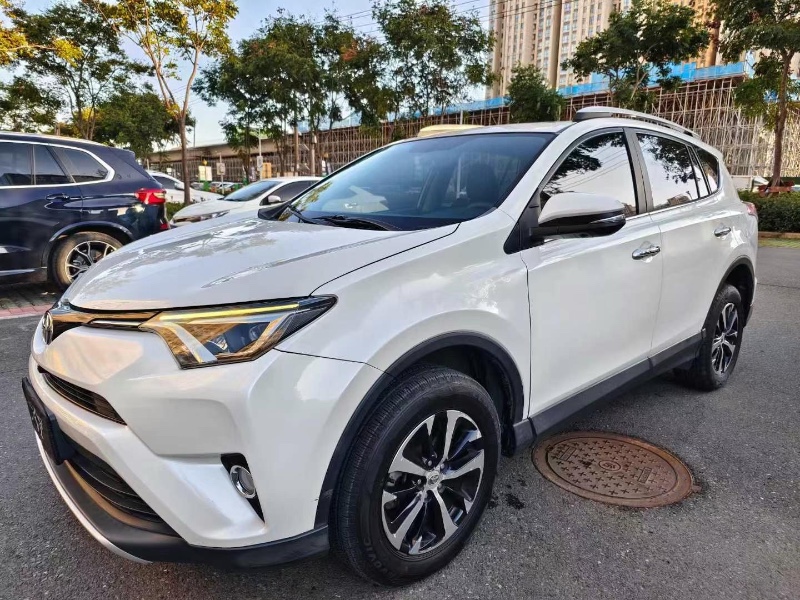 襄陽16年豐田RAV4榮放2