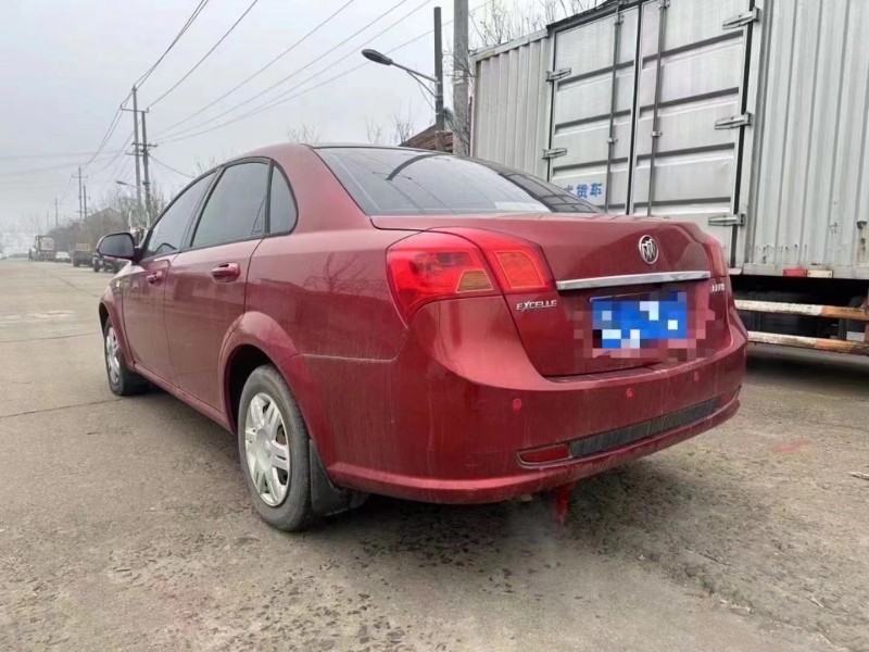 青岛14年别克凯越7