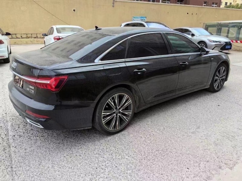 青岛21年奥迪A6L7