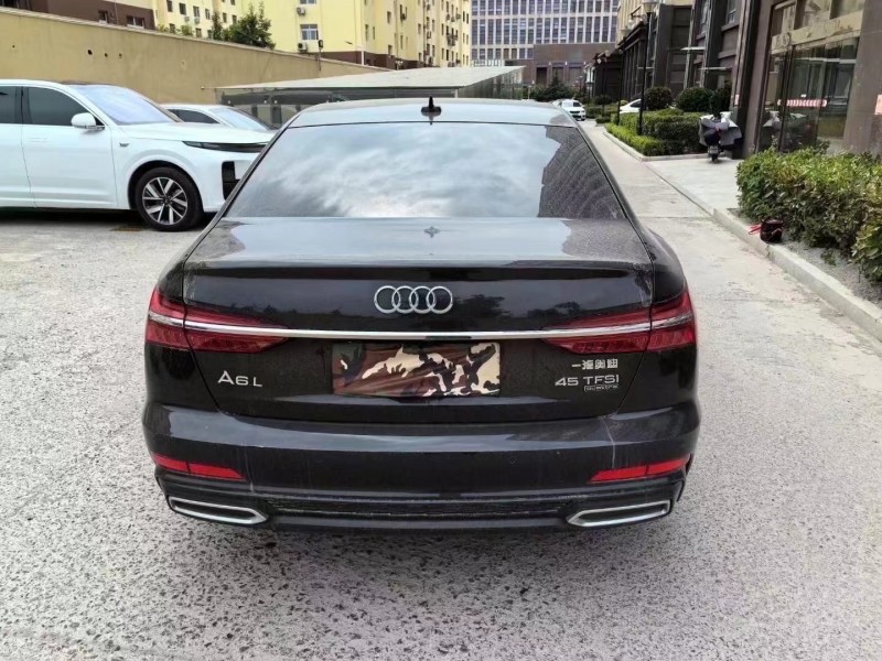 青岛21年奥迪A6L9