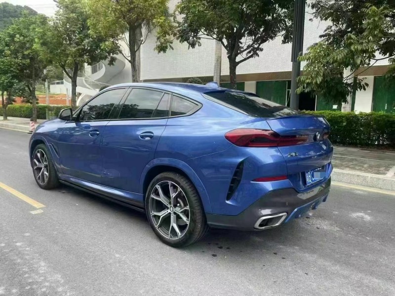 广州22年宝马X68