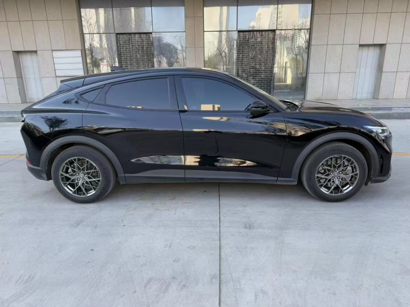 济宁23年福特电马7