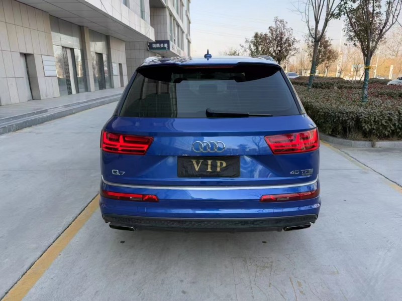 济宁17年奥迪Q79