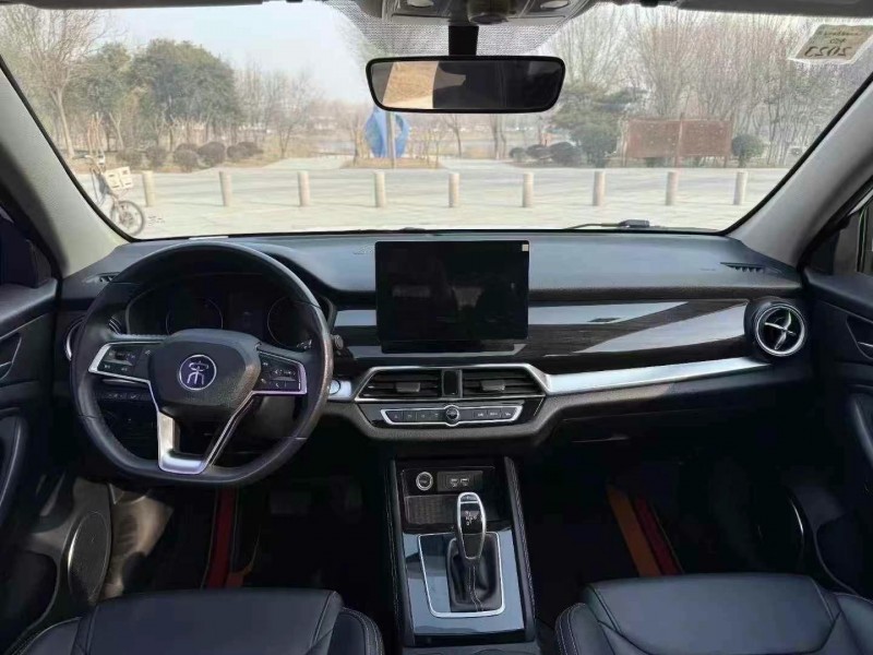 济宁21年比亚迪宋4