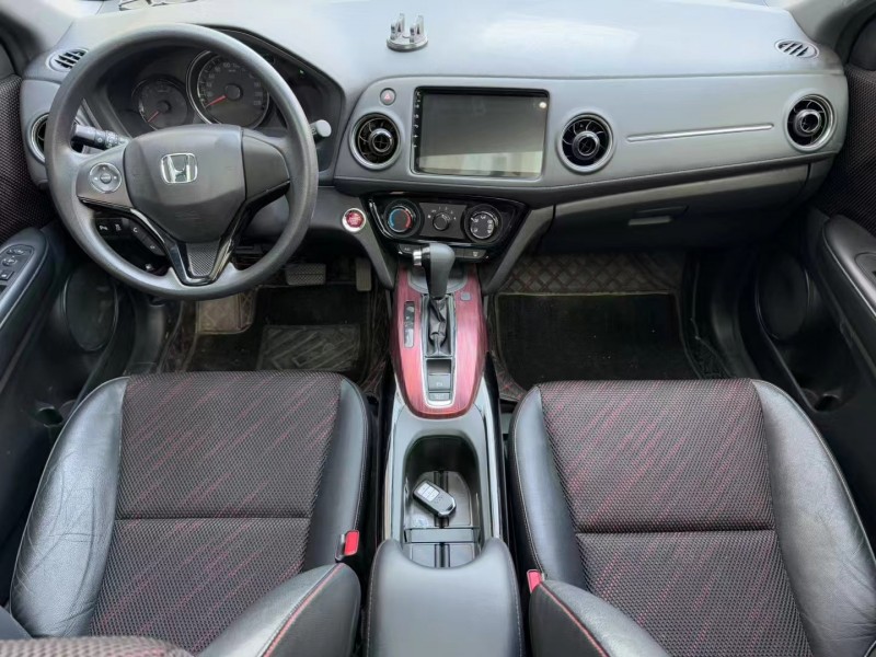 济宁19年本田XRV4