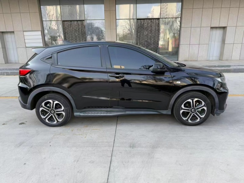 济宁19年本田XRV8