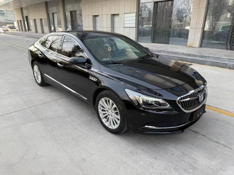 济宁19年别克君越2