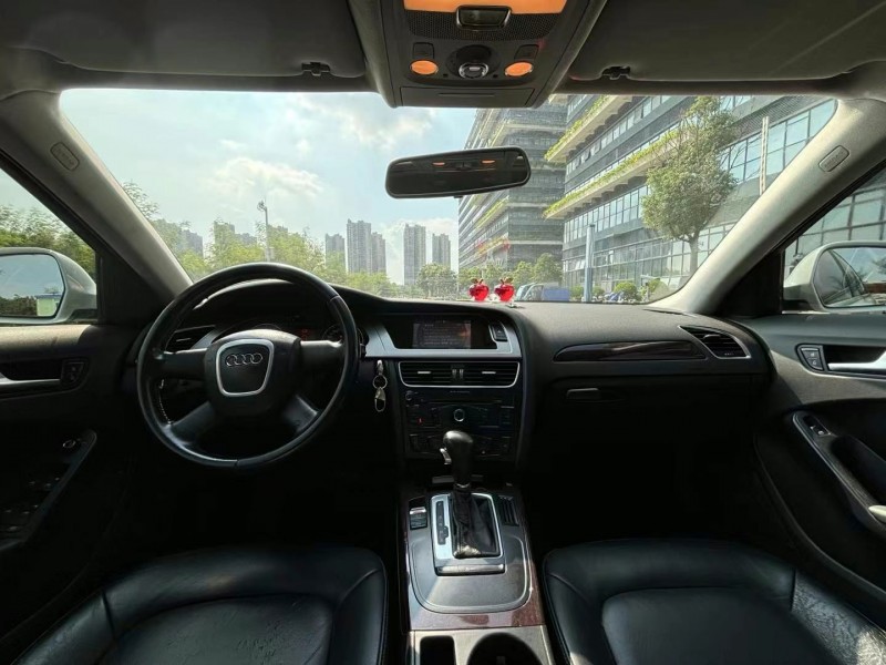 东莞12年奥迪A4L6