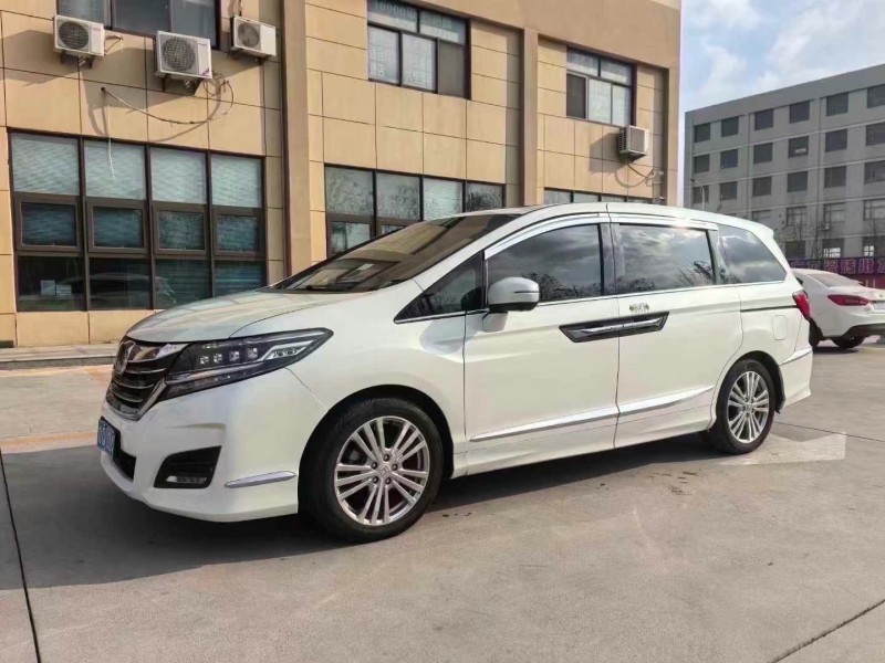 济宁19年本田艾力绅3