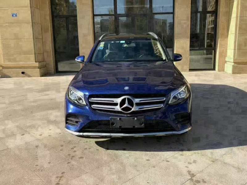 青岛16年奔驰GLC1