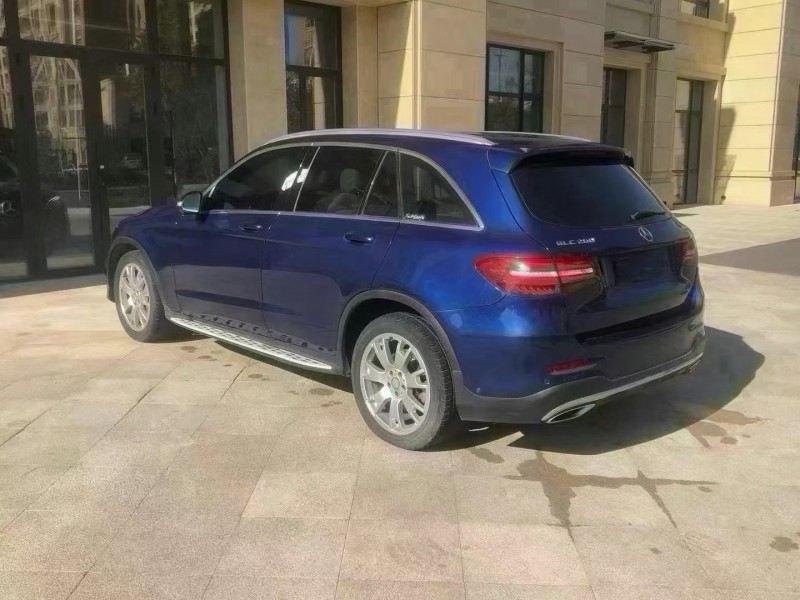 青岛16年奔驰GLC7