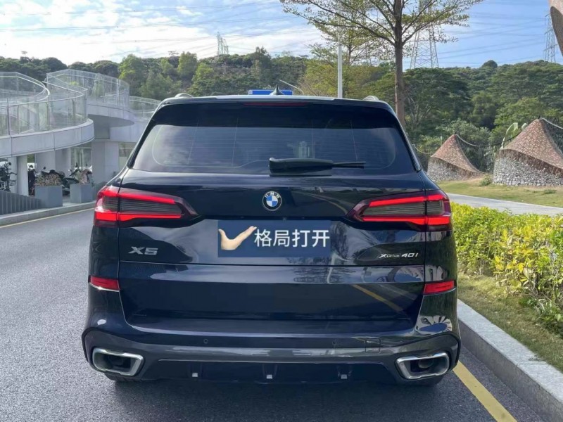 广州21年宝马X59