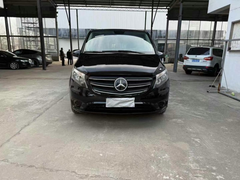 徐州23年奔驰威霆1