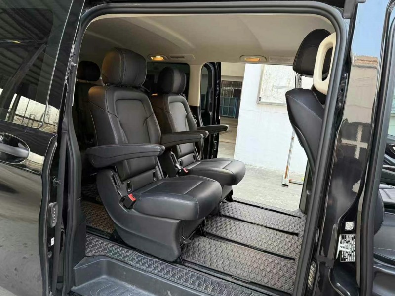 徐州23年奔驰威霆7