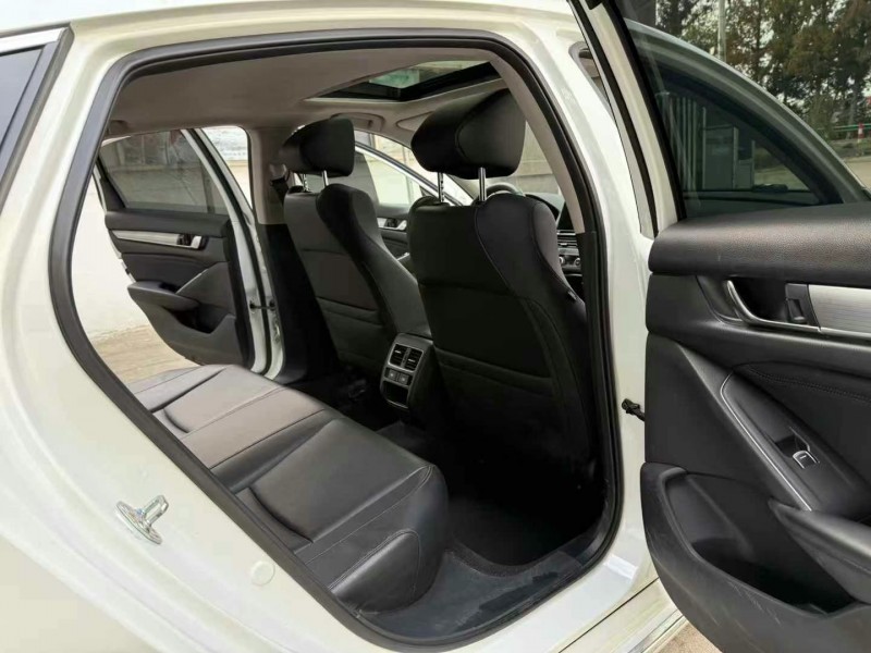 徐州22年本田雅阁7