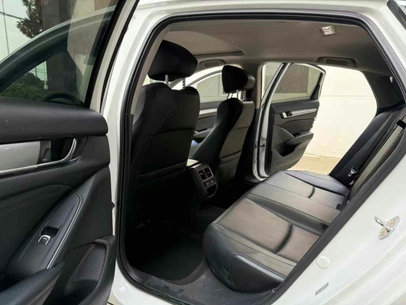 徐州22年本田雅阁8