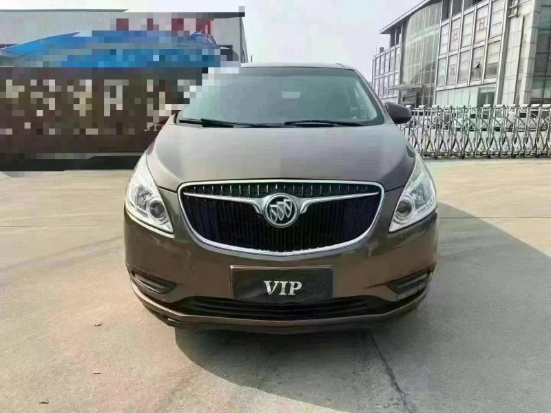 济宁19年别克GL81