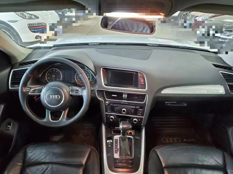 济宁14年奥迪Q54