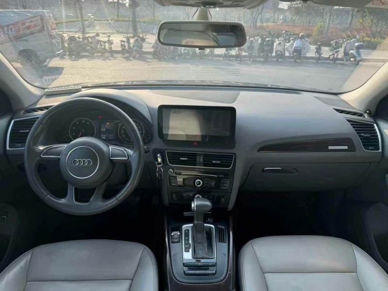 东莞15年奥迪Q54