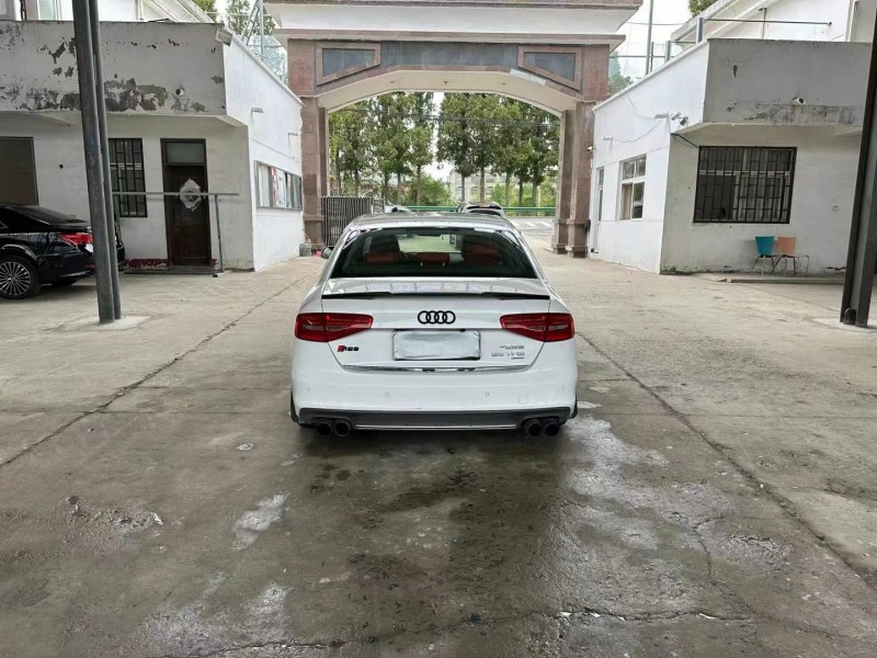 徐州15年奥迪A4L9