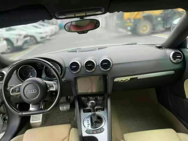 广州09年奥迪TT7