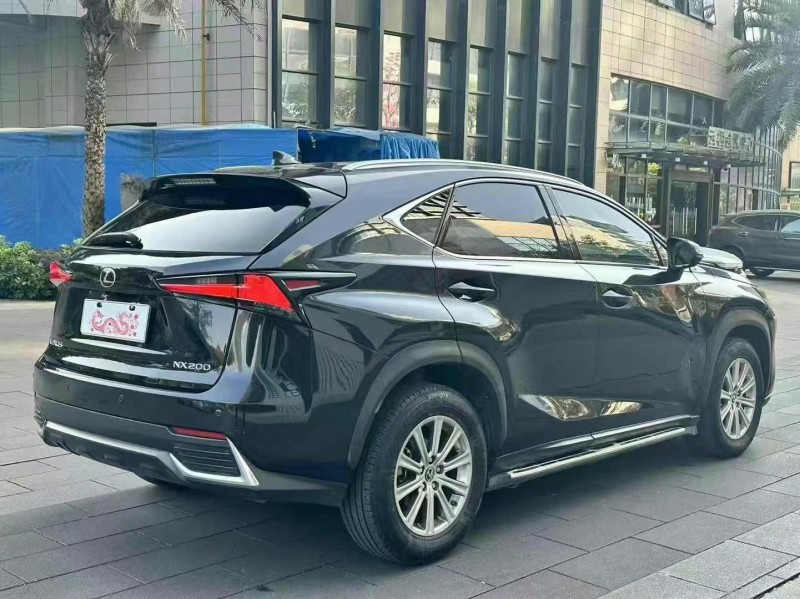 佛山19年雷克萨斯NX8