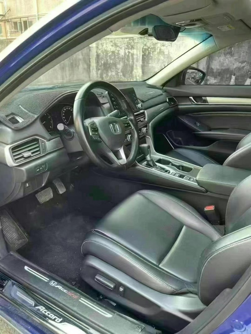广州20年本田雅阁5